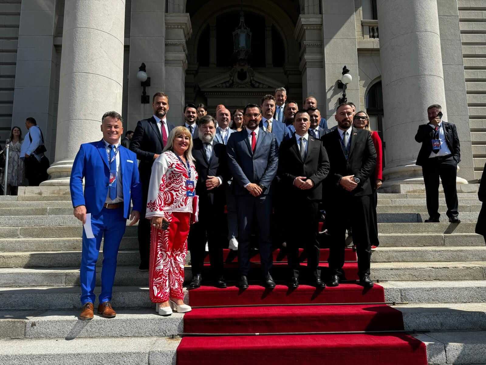 (Serbian (Latin)) U Beogradu održan skup dijaspore „Jedinstvo i snaga – Srbijaˮ